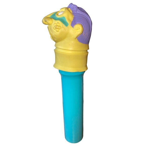 Vintage Eveready Monster Head Flashlight Toy 1980s Collectible Yellow & Blue Uni - Picture 8 of 14